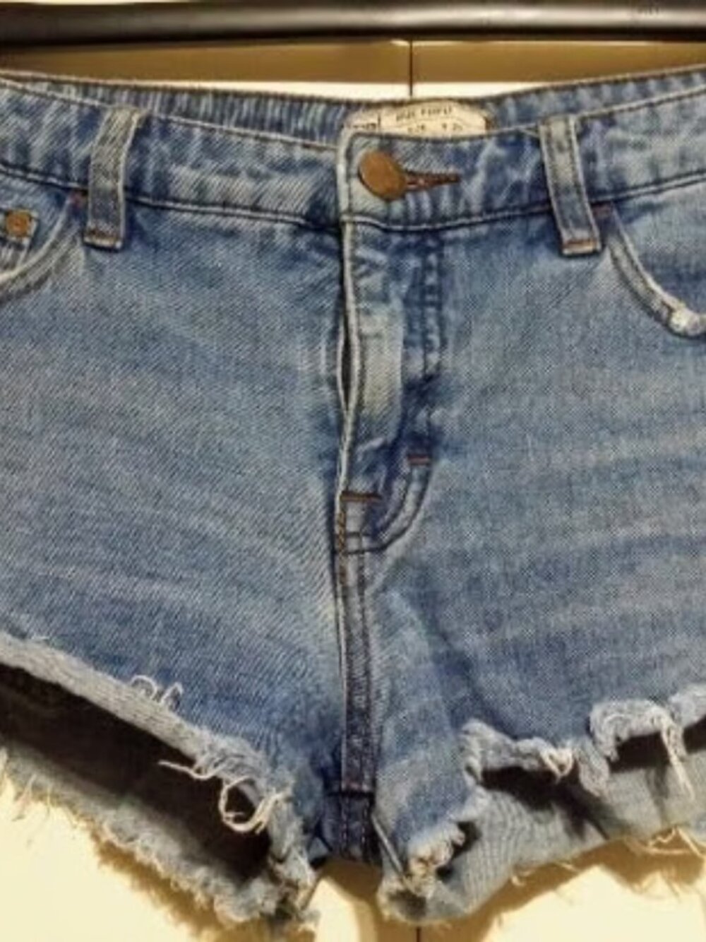 Free People Women's Blue Denim Shorts Sz 4 (25")